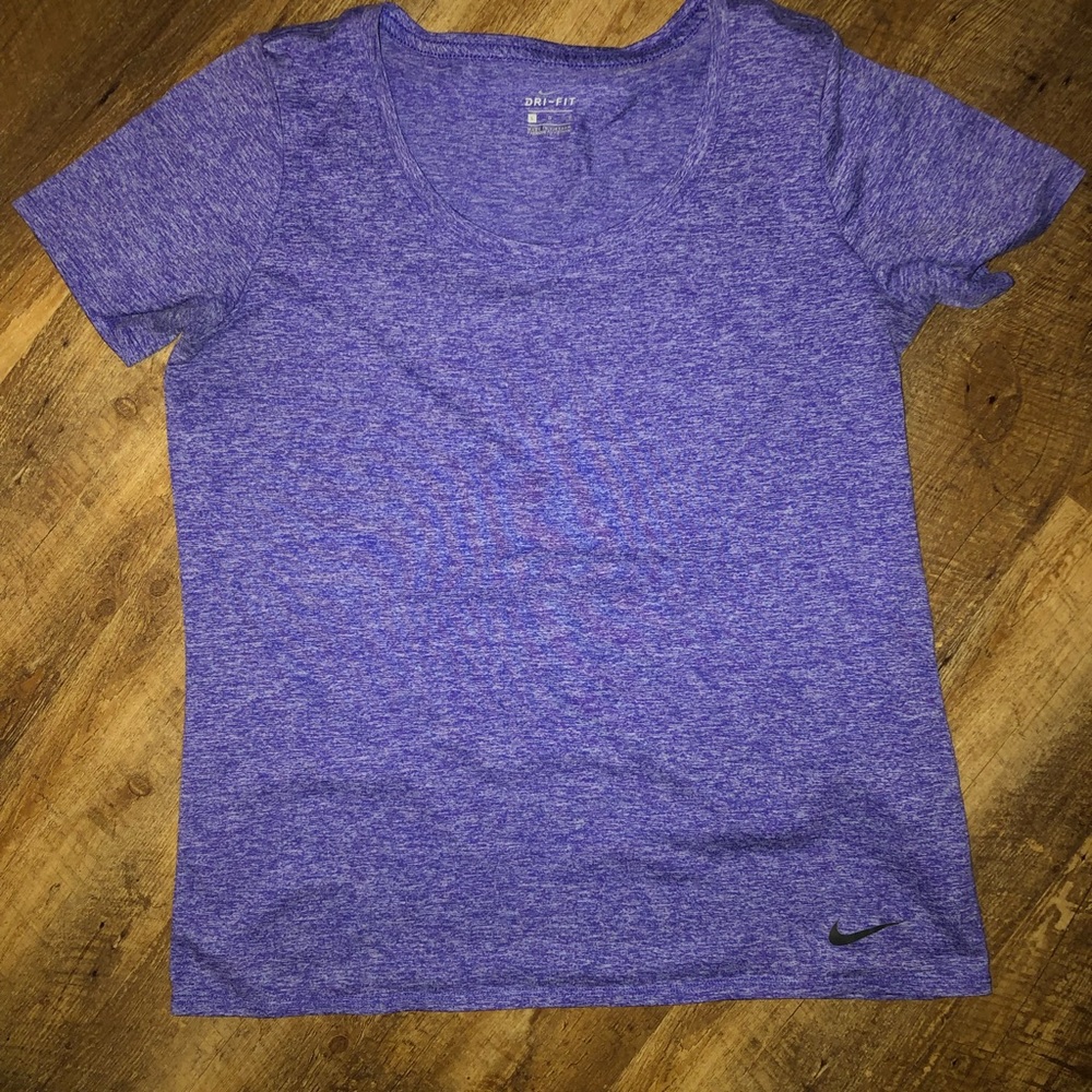 Women’s Nike DriFit T-shirt